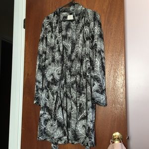Kate Spade Black & White Robe